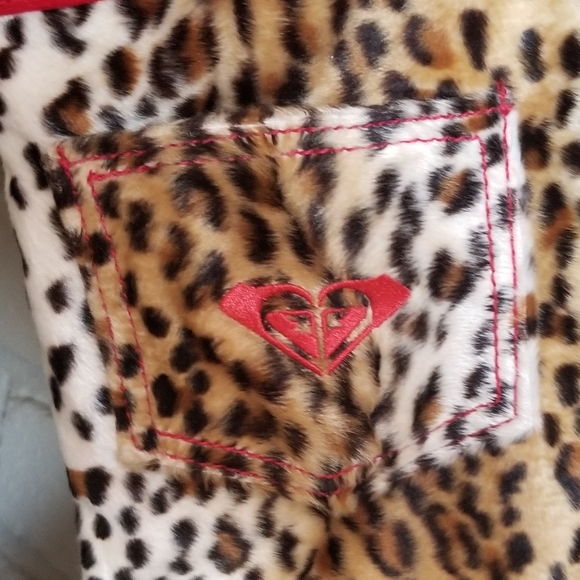 Roxy cheetah print Christmas Stocking red/tan/blk - Picture 3 of 8